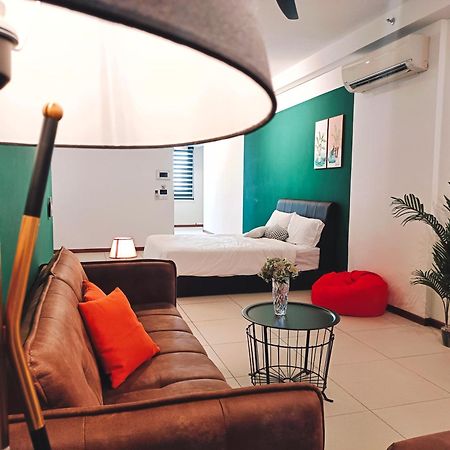 The Landmark By Katana 3Br To 4Br Luxury Seaview Landmark Homestay At Gurney 15-16Pax 无敌海景套房 Tanjung Tokong Екстер'єр фото